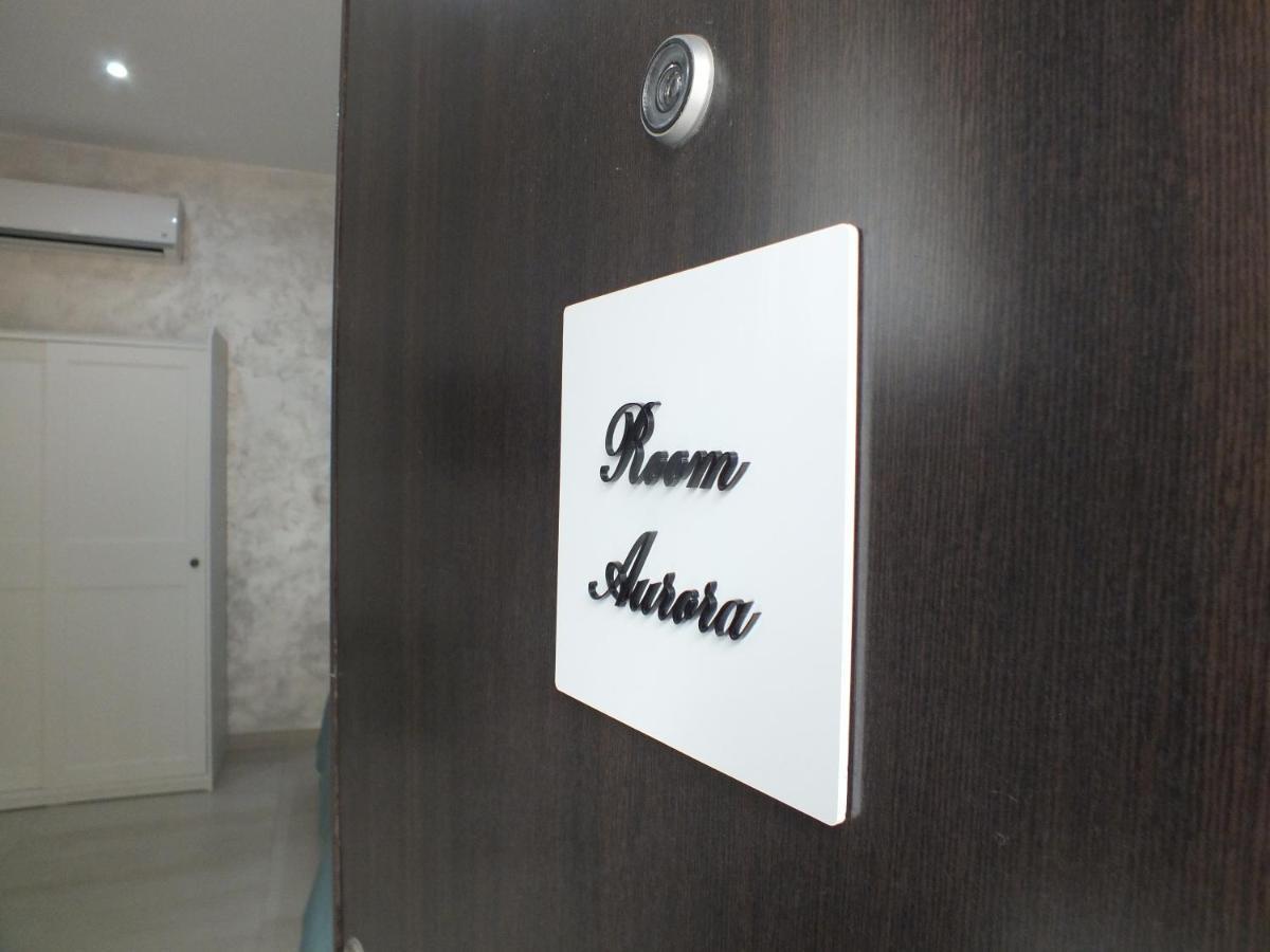 B&B Ilary Home Бари Экстерьер фото